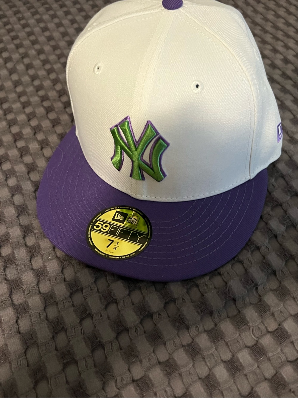 New Era men’s white and purple